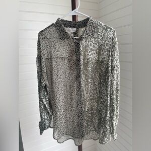 Men's Black and White Patterned Shirt